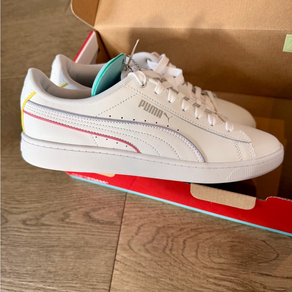 NEW In Box ~ Puma Women’s Vikky 2 White Sneakers With Sodt Colored Accents